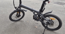 Električni ado air 20s, kao nov, 100km samo, garancija