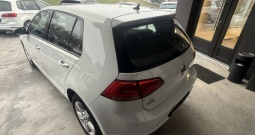 VW Golf 7 1,6 TDI, navigacija, alu, parking senzori