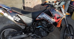Ktm smc 625 full akrapovic