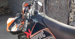 Ktm smc 625 full akrapovic