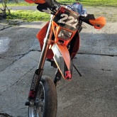 Ktm smc 625 full akrapovic