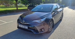 Toyota Avensis Sol 2017