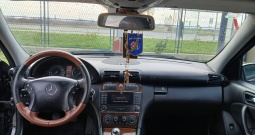 Mercedes-Benz c220 w203 iz 2006. godine