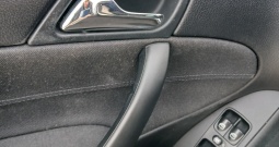 Mercedes-Benz c220 w203 iz 2006. godine