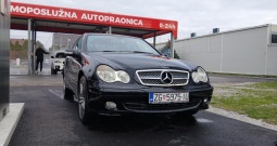 Mercedes-Benz c220 w203 iz 2006. godine