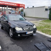 Mercedes-Benz c220 w203 iz 2006. godine