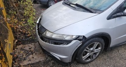 Prodajem Dijelove Honda Civic 2.2 CRDI 2009