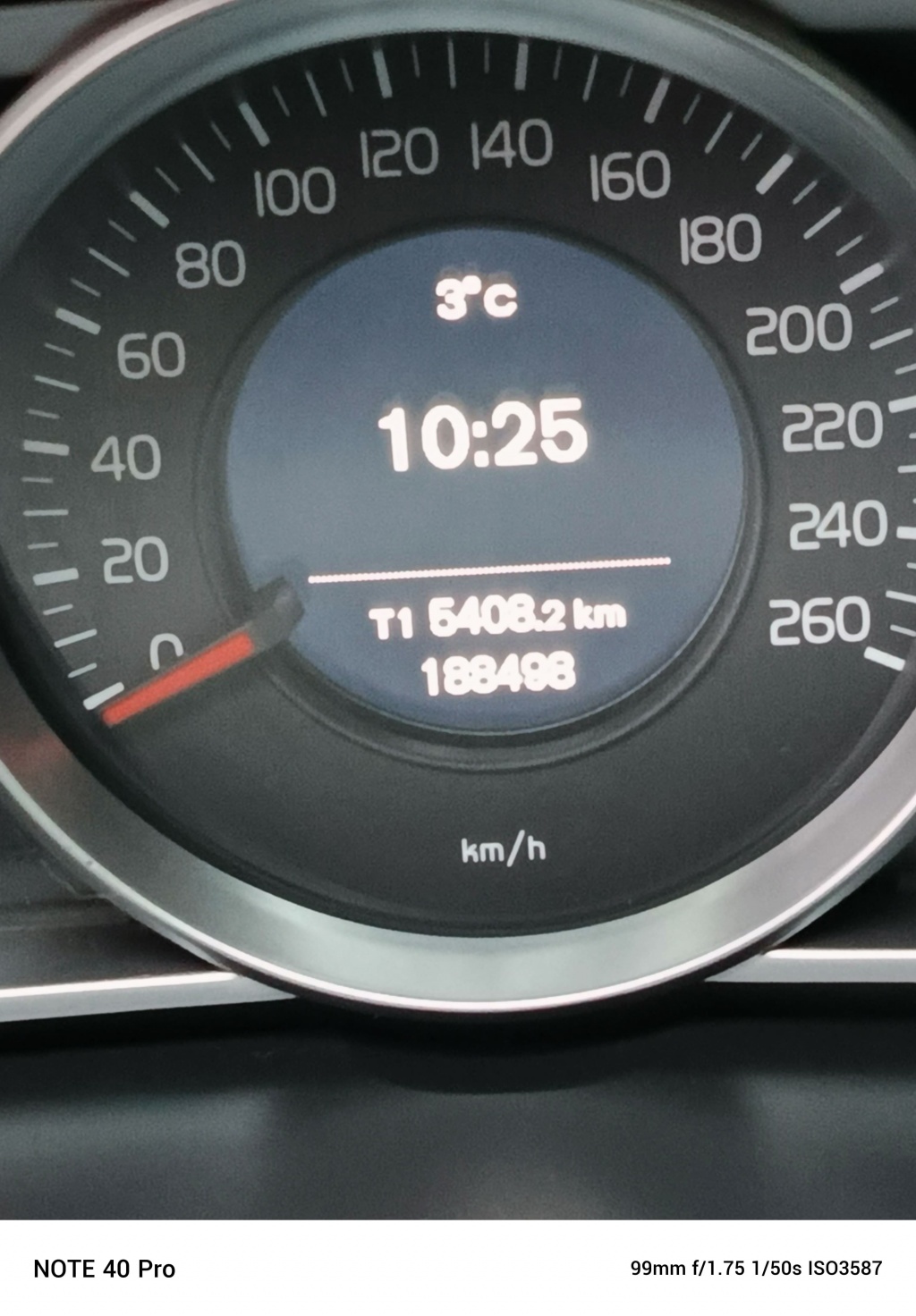 Volvo V 40, 1.6 D2