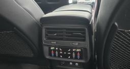 AUDI Q8 50 TDI quattro Select