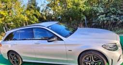 Mercedes C300e hibrid plug in benzinac 2021 g