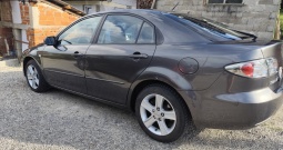 Mazda 6 2.0 CD, registriranu i u dobrom stanju