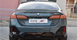 BMW 520i 208 KS Tiptronik M-Sportpaket -Head-Up, Kamera 360° - Novi model G60
