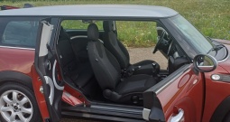 Mini Cooper clubman