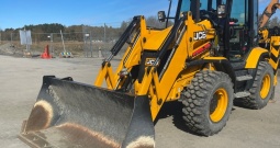 2021 JCB 3CX