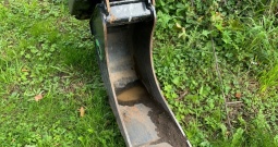 2018 Volvo ECR25D + transportna prikolica