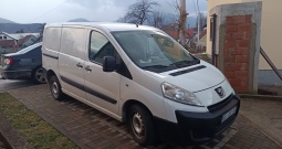 Peugeot Expert 2.0 HDI 2011. Godina