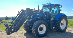 2011 New Holland T7040