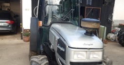 Traktor Lamborgini rs 75