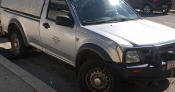Isuzu D-Max pick up 3.0 td 173000 km
