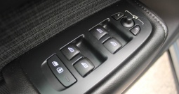 Volvo XC60 2.0D AWD AUTOMATIK *PANORAMA, LED, NAVIGACIJA*