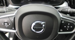 Volvo XC60 2.0D AWD AUTOMATIK *PANORAMA, LED, NAVIGACIJA*