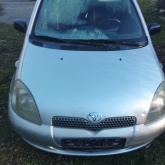 Toyota Yaris 1.4, 2000.g, 270.000km, solidno vozno stanje, odjavljen