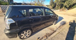 Toyota Corolla Verso 1.6 sa plinskom instalacijom