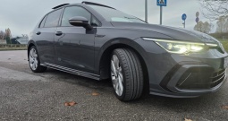 Golf 8 R Line 63400 km. DSG Panorama. Head Up displey
