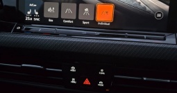 Golf 8 R Line 63400 km. DSG Panorama. Head Up displey