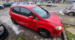 Seat Altea 1.6 Benzin+PLIN (04/26) Veliki servis Atest 04/30 2 seta kotača