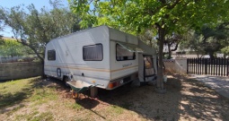 Knauss sundwin m kamp prikolica