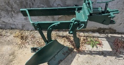 Tomo Vinković TV-523 traktor + priključci i oprema