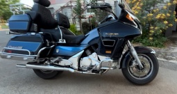 Moćni cruiser Suzuki Cavalcade prodajem- za poznavatelje