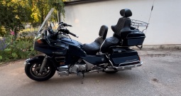 Moćni cruiser Suzuki Cavalcade prodajem- za poznavatelje
