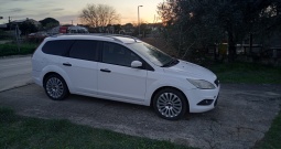 Ford Focus, ful oprema, kupljen u Hrvatskoj, servisna knjiga, prvi vlasnik