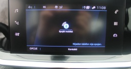 Peugeot 2008 1.2 Puretech AUTOMATIK