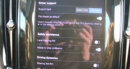 Volvo XC60 2.0D AWD AUTOMATIK *LED, NAVIGACIJA, KAMERA*