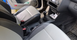 Prodajem VW Vento 1.6 TDI, 2015. godište