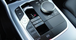 BMW serija 3 Touring 320d xDrive M-paket *LED, NAVIGACIJA, KAMERA*