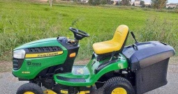 Rasaerba semovente John Deere X135R Corta-relva