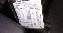 Prodaje se ford c-max 1.6 tdci 2005. godina.