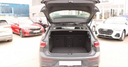 VW Golf VIII 1.0 eTSi DSG