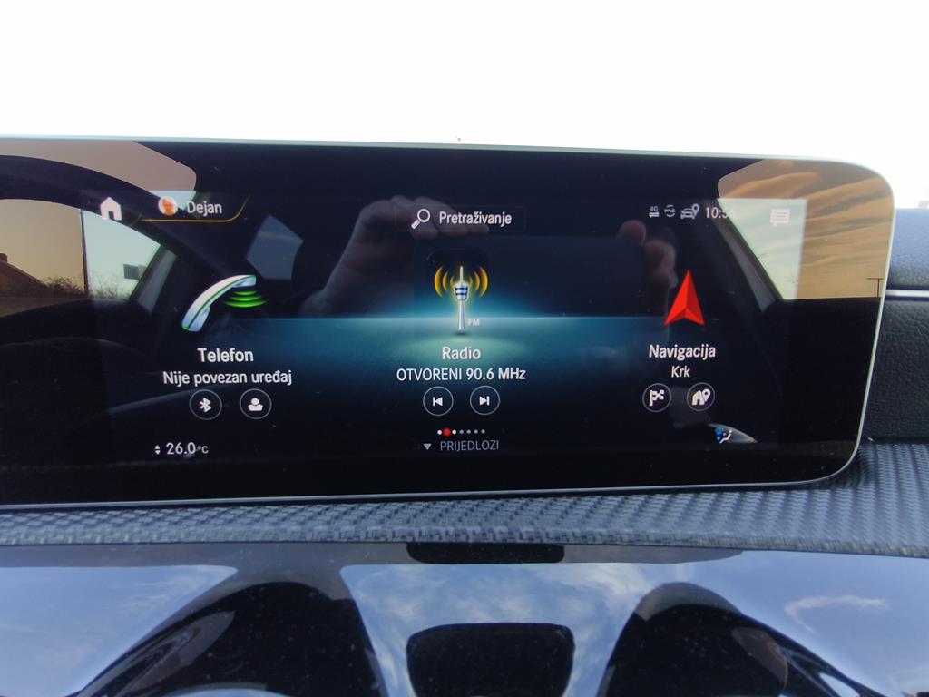 Mercedes-Benz A180d Sport