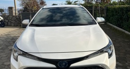 Corolla 1,8 Hibrid
