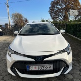 Corolla 1,8 Hibrid