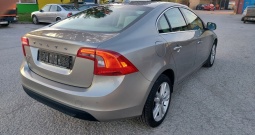 Volvo S60 2.0 D3 Summum, pet cilindara, klimatronik, park. senzori