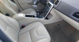 Volvo S60 2.0 D3 Summum, pet cilindara, klimatronik, park. senzori