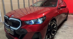 Ima sve ! BMW 550e M 489ks-4x4++Zaokretni zadnji kotaci-2025 proč opiis