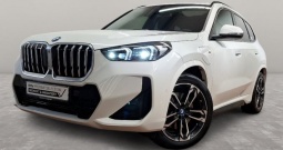 Ima sve ! Bmw X1 30e m 326 ks 4x4 benz-struja plug in hybrid—panorama