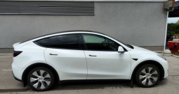 Tesla Y SR